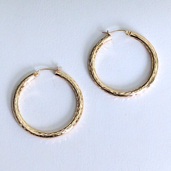Vintage Large Solid 14K Yellow Gold Diamond Cut Hoop Pierced Earrings 14kt - Picture 4 of 7